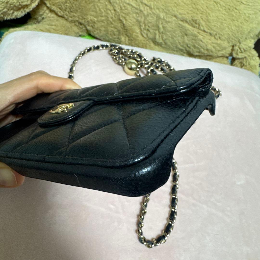 Chanel キルティングレザー iPhoneケース