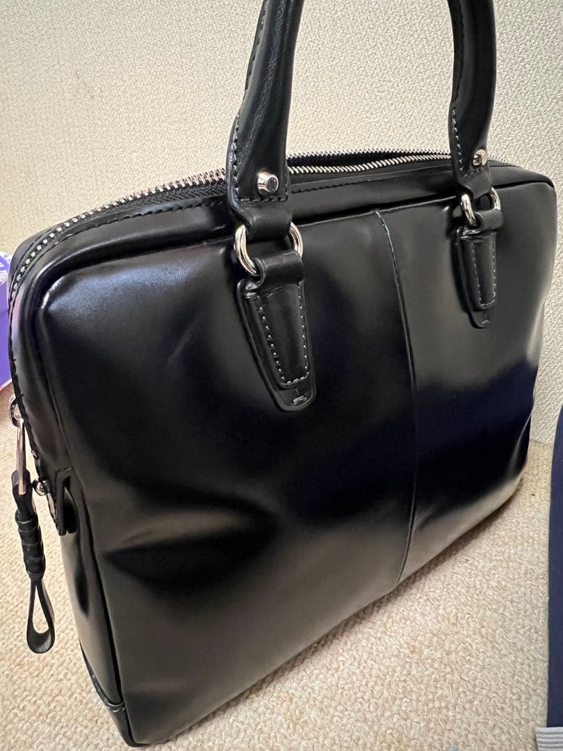 キーファーノイ　B5 本革バッグ