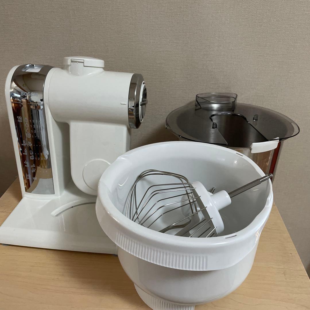 箱付きホワイト キッチンミキサー BOSCH 2回使用 プラボウル付き