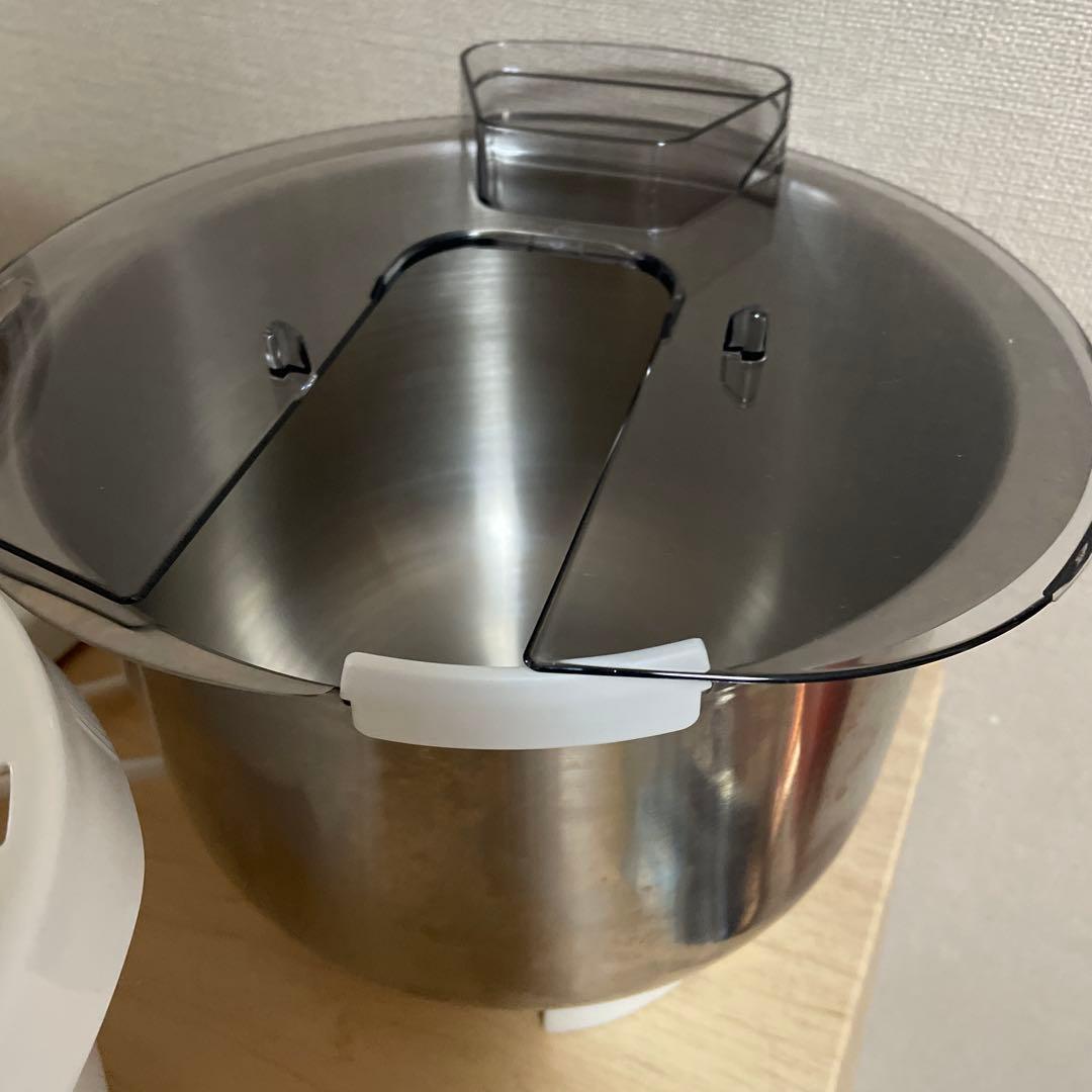 箱付きホワイト キッチンミキサー BOSCH 2回使用 プラボウル付き