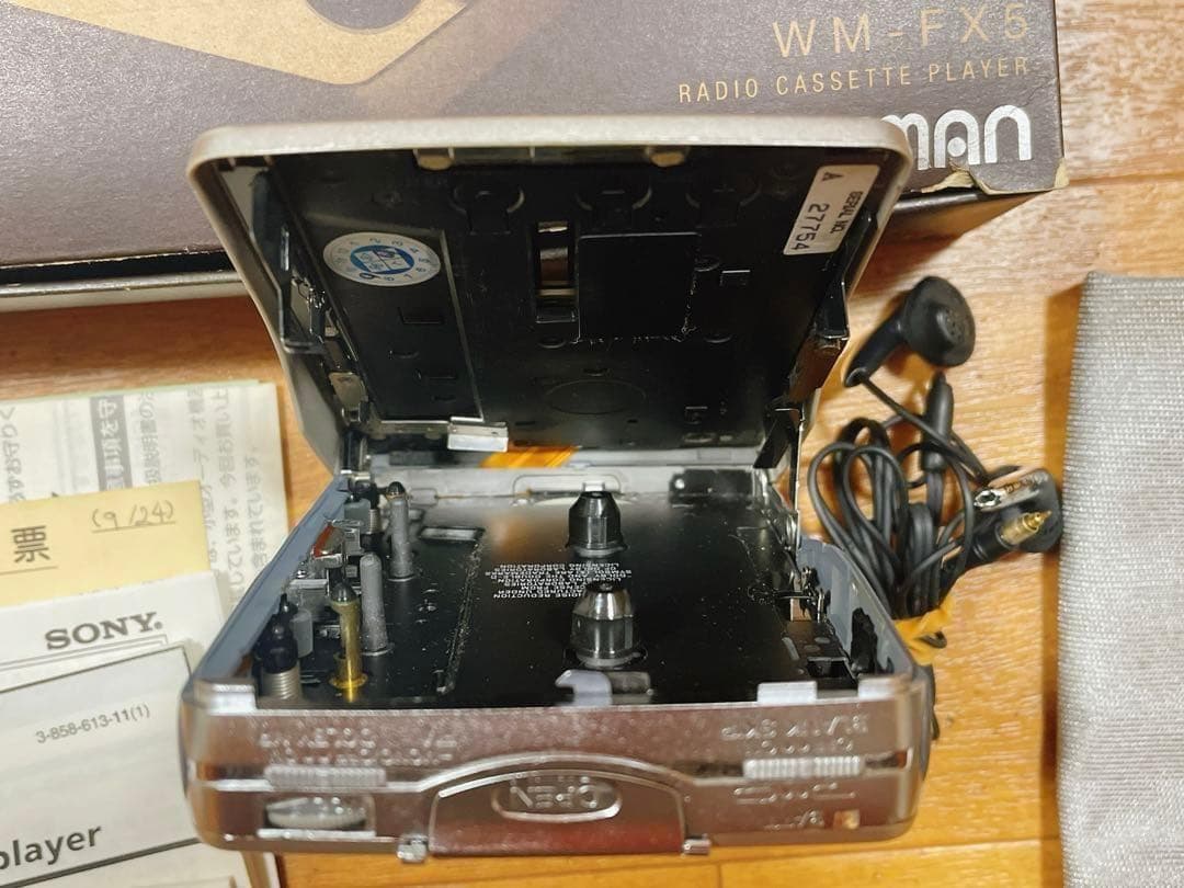 SONY WALKMAN カセットプレーヤー WM-FX5 鏡面 付属品あり