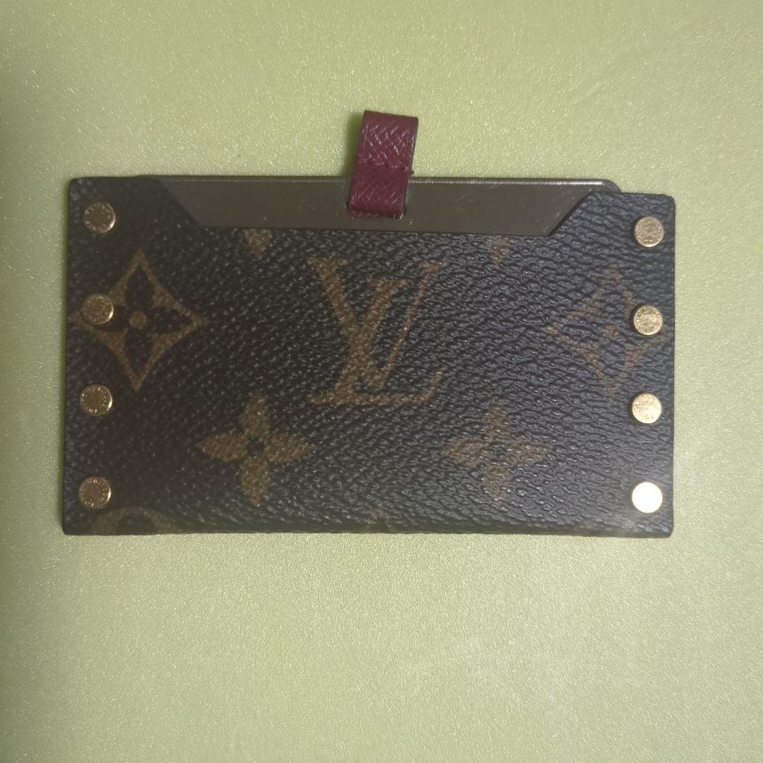 ルイ・ヴィトン　ハンドミラー