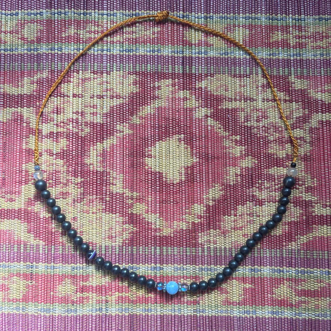 年末限定セール！【若返り、電磁波カット】ホンモノ隕石シュンガイトネックレス