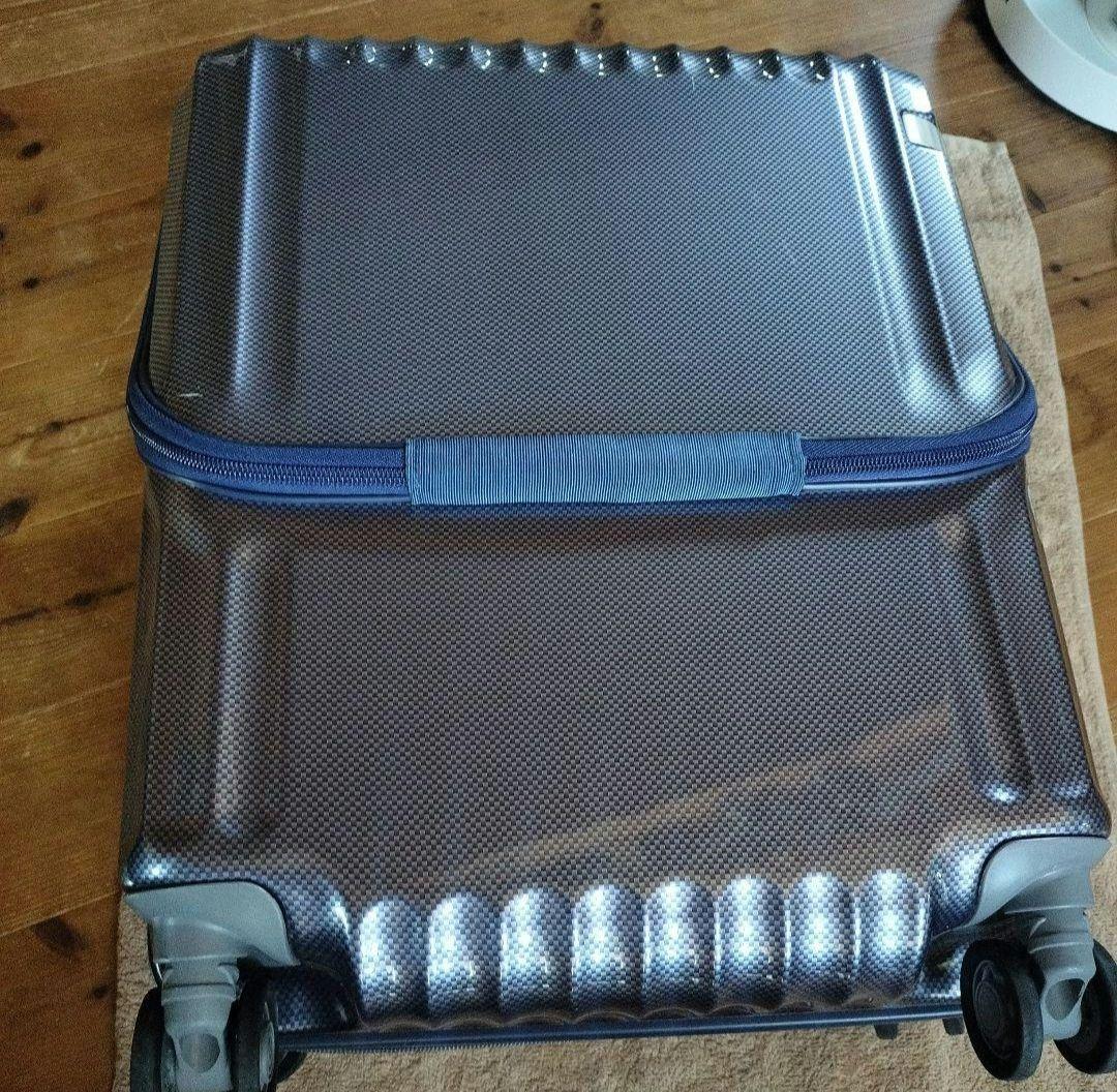 【値下げ】ace（エース）のダークブルー・ハードシェルキャリーケース