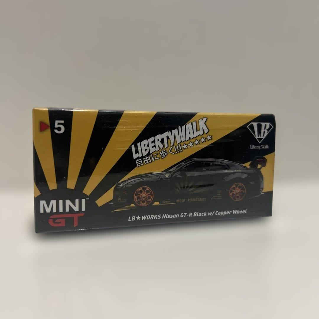 MINI GT リバティーウォーク 日産 GT-R