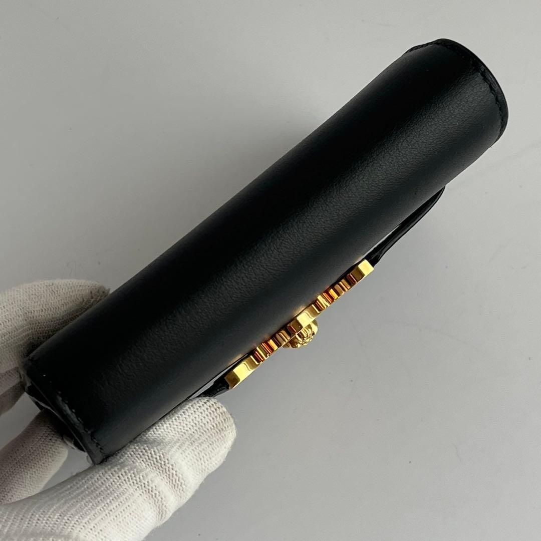✨未使用保管✨　VERSACE 折り財布　財布　メデューサ　黒　レザー