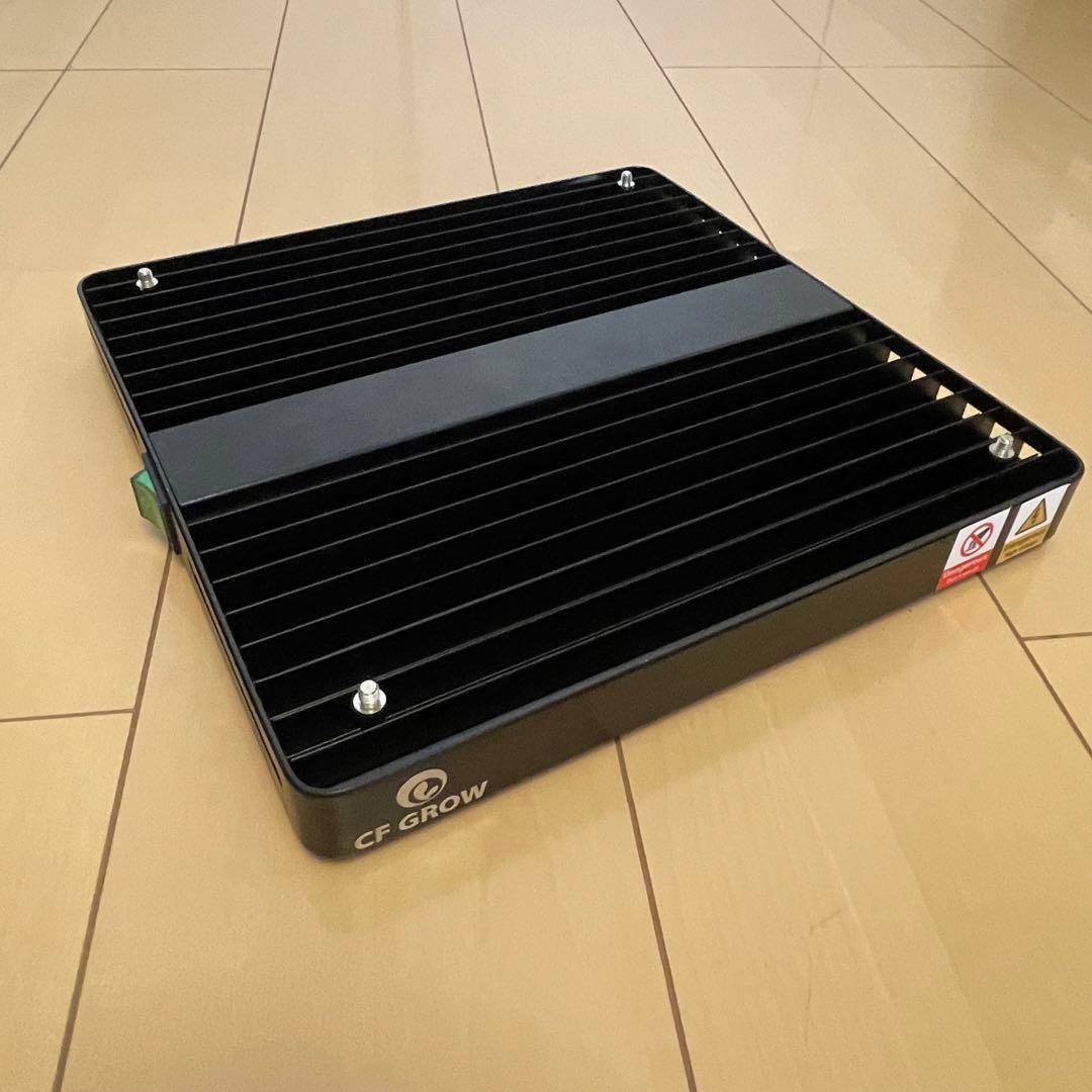 【送料込み】CF Glow BlackSun-S4 LED照明　未使用品