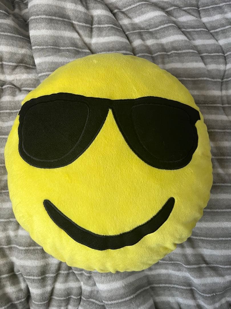 サングラス スタンプ クッション