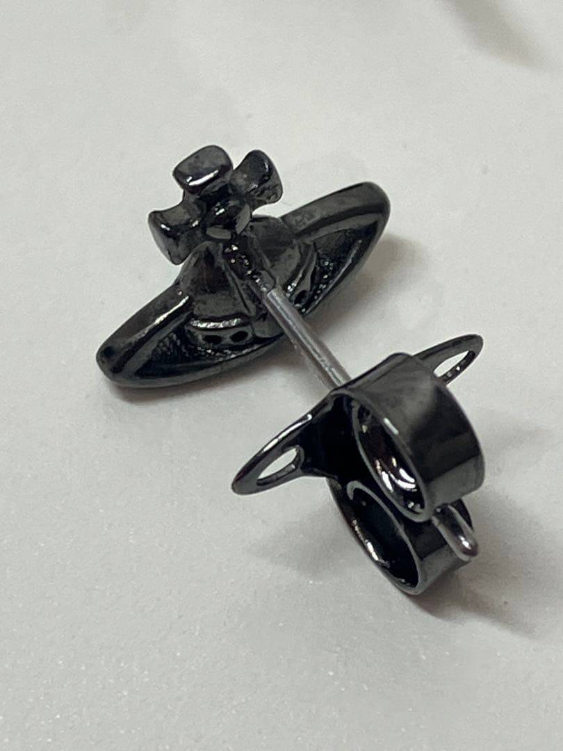 ヴィヴィアンウエストウッド　ピアス　ミニオーブ　両耳