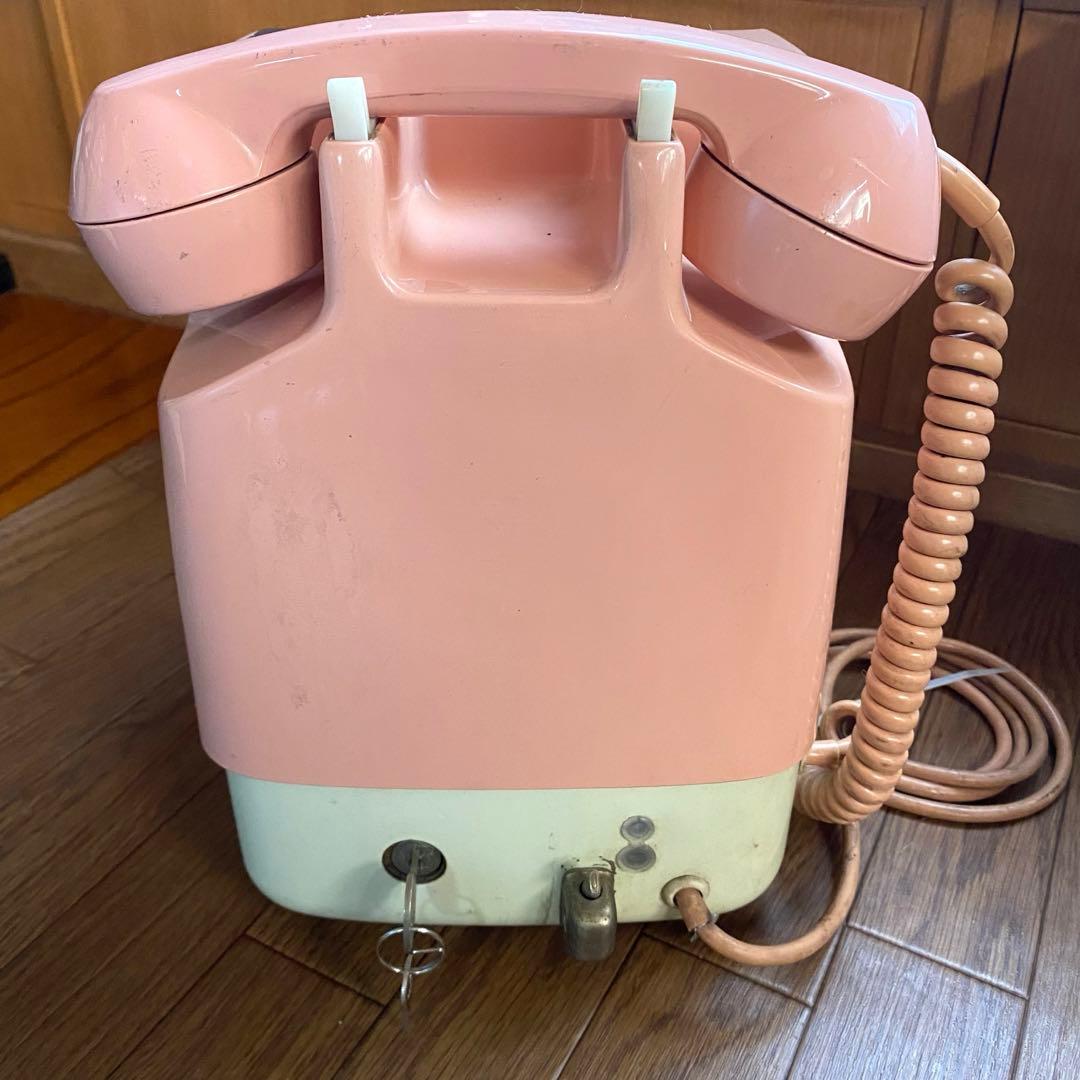 ダイヤル式　ピンクの公衆電話 インテリア 鍵付き 昭和レトロ 初期型 当時物