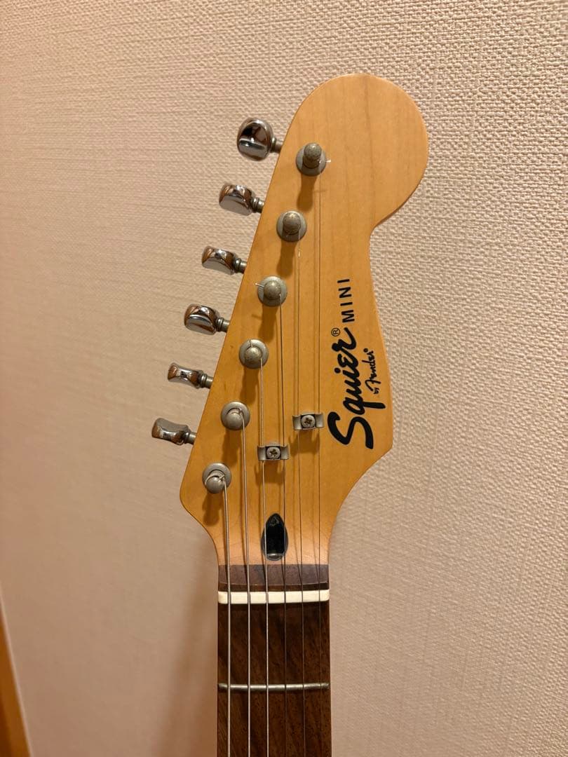 ギター Hello Kitty mini guitar Squier by Fender