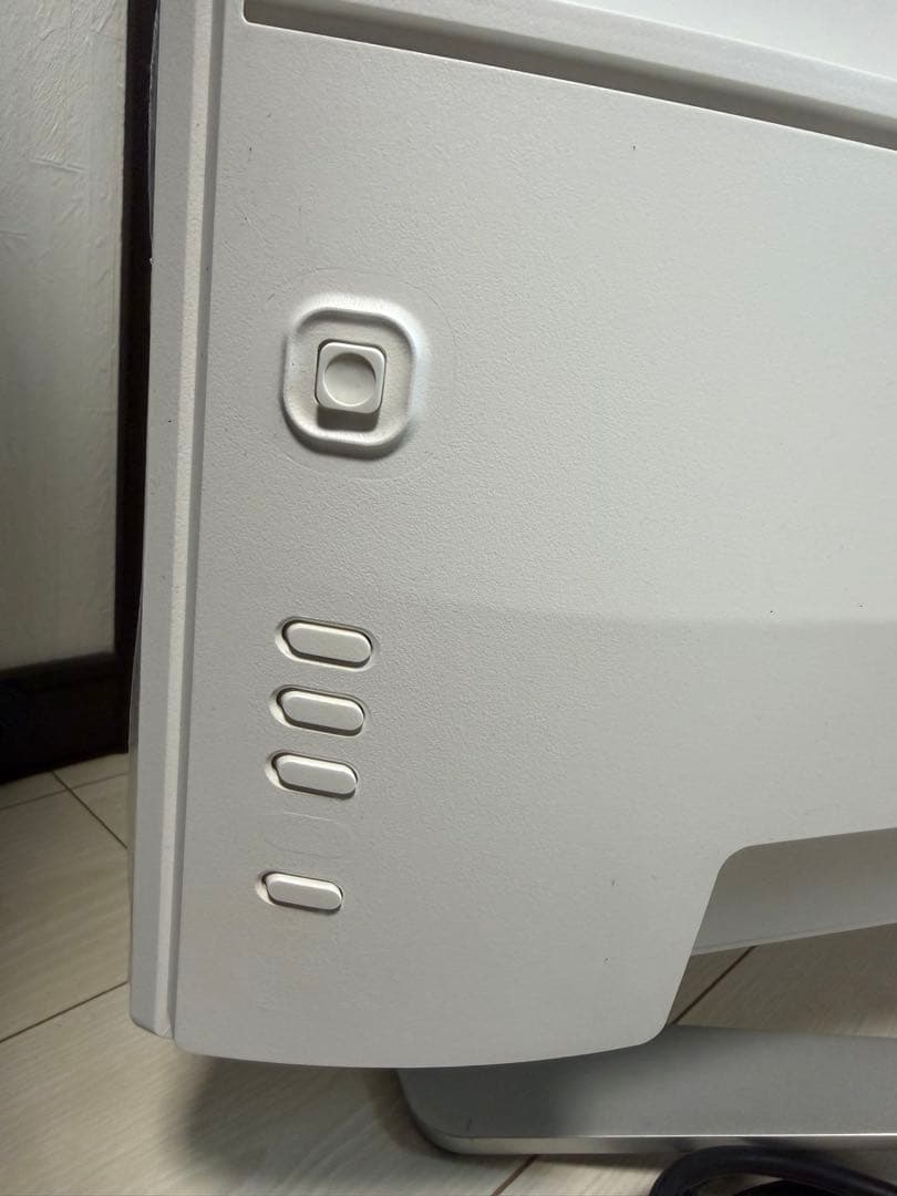 A*e様 acer 4K 31.5インチ ディスプレイ・モニター ホワイト ET