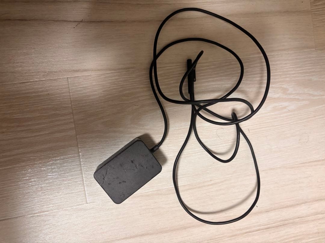 Windowsタブレット本体 Microsoft Surface Go 128 Model 1824