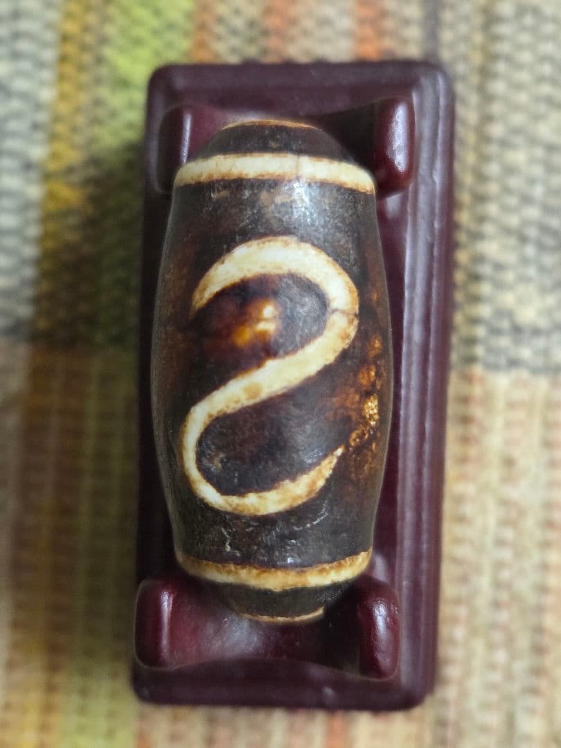 883　天珠　金銭鈎天珠　浮き彫り　貴重　珍品　dzibeads！