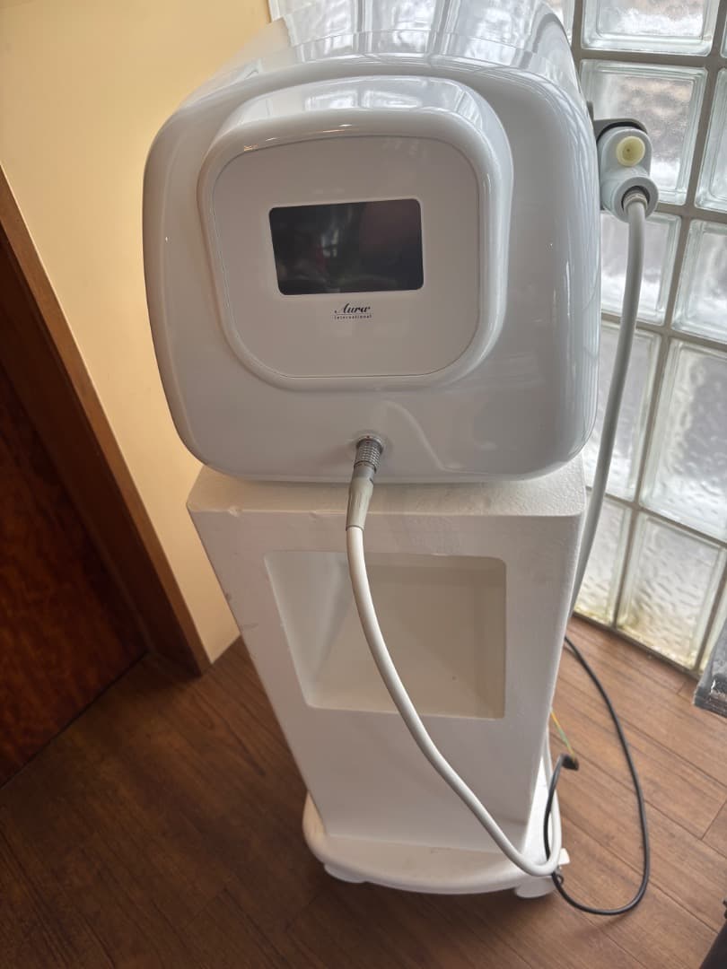 アクアドエア（ニードルレスインジェクター）＋専用美容液44個