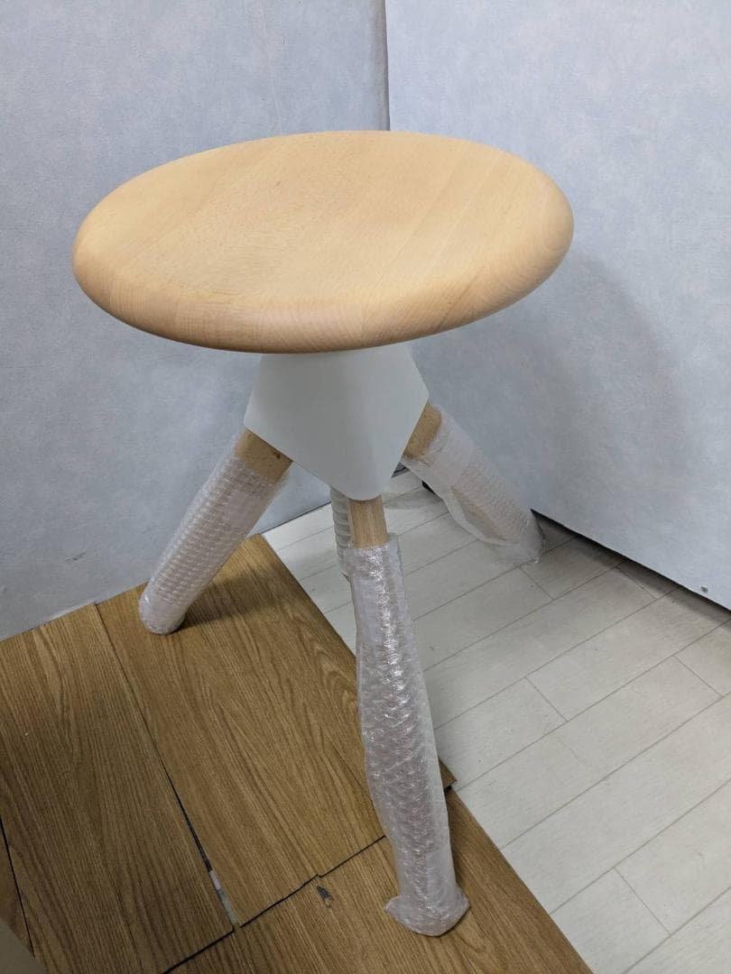 K★1043 Magis マジス stool スツール Tom & Jerry