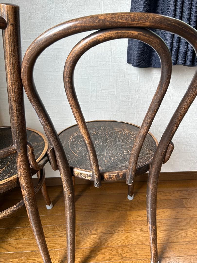 TON ベントウッドチェア　2脚セット(1脚難あり)