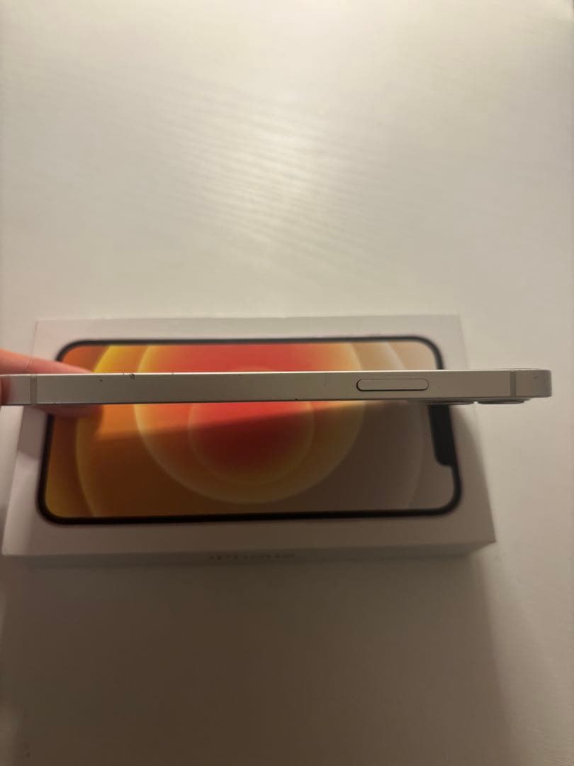 iPhone12 ホワイト　128G SIMフリー　箱付き