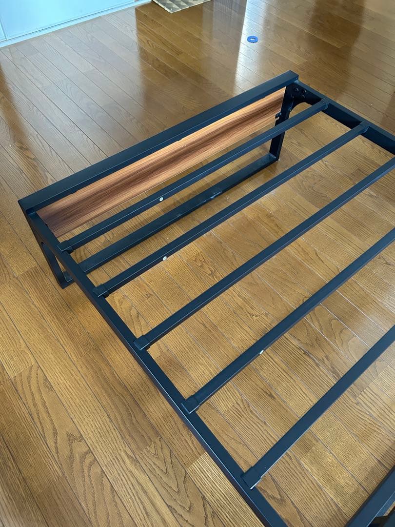 シングルベッドフレーム スチール・木製ヘッドボード