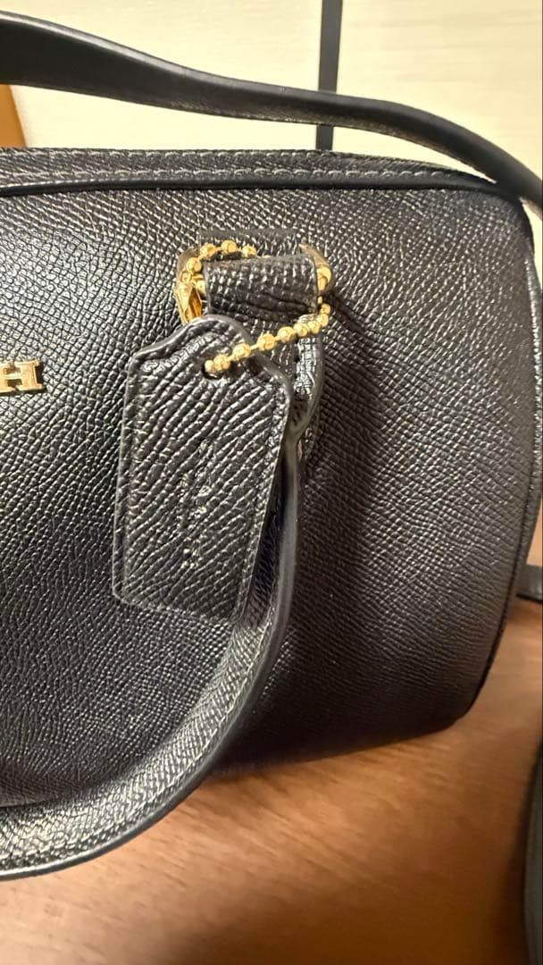COACH ブラックレザー ハンドバッグ