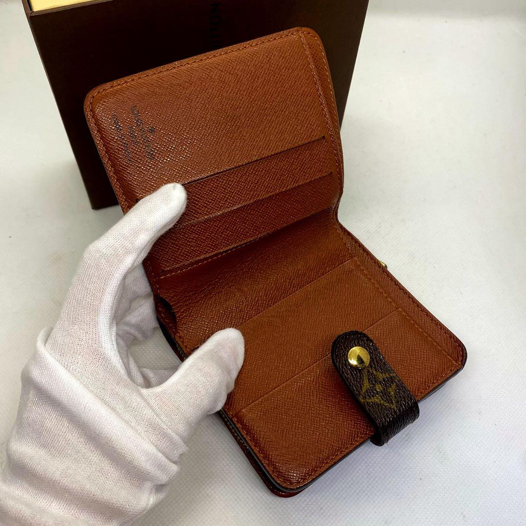 ❤️新品に近い❤️定価の半額以下‼️限界価格‼️LV❤️モノグラム❤️折り財布❤️コンパクト