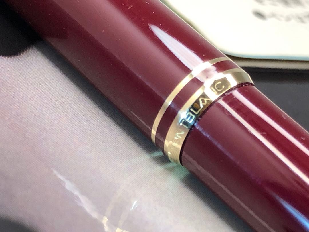 ⭐️モンブラン⭐️稀少なボルドーレッドの名品最高の形❗️⭐️No251メカニカルペンソル
