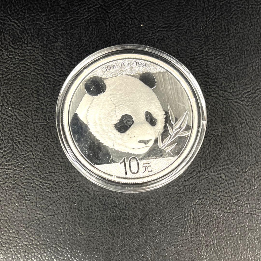 【純銀】2018年パンダ銀貨　10元　カプセル付き①