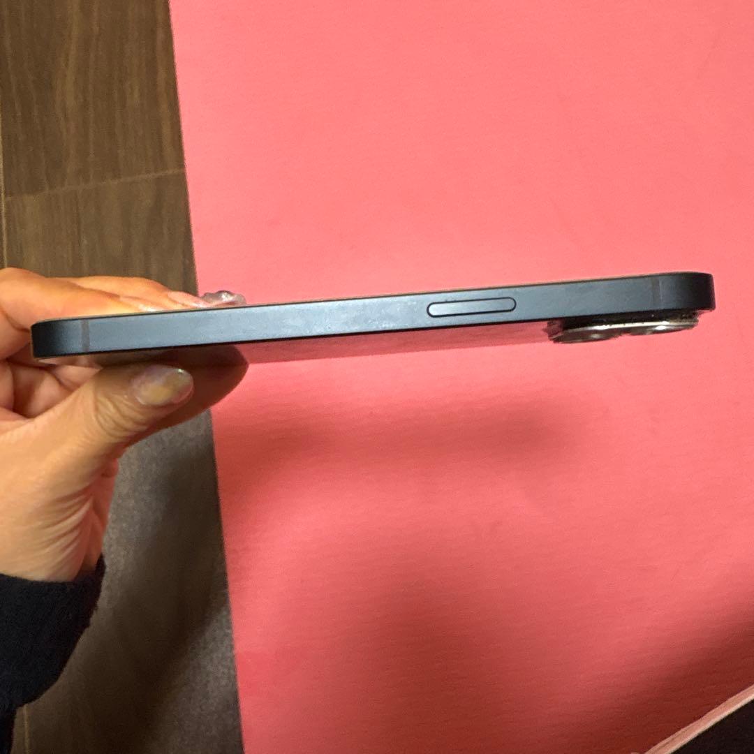 iPhone13 本体　ブラック　256GB