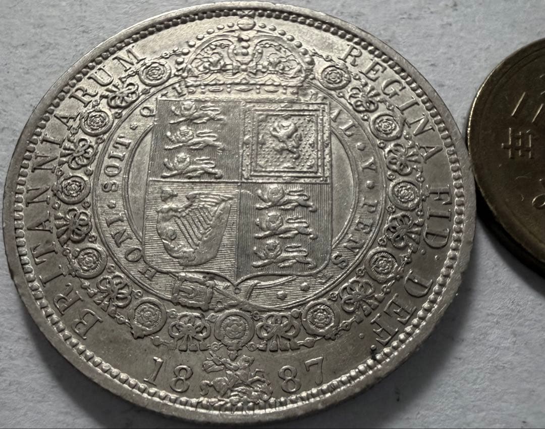 R*a様 1887年英国ジュベリーヘッドヴィクトリア女王 ハーフクラウン銀貨　ハ