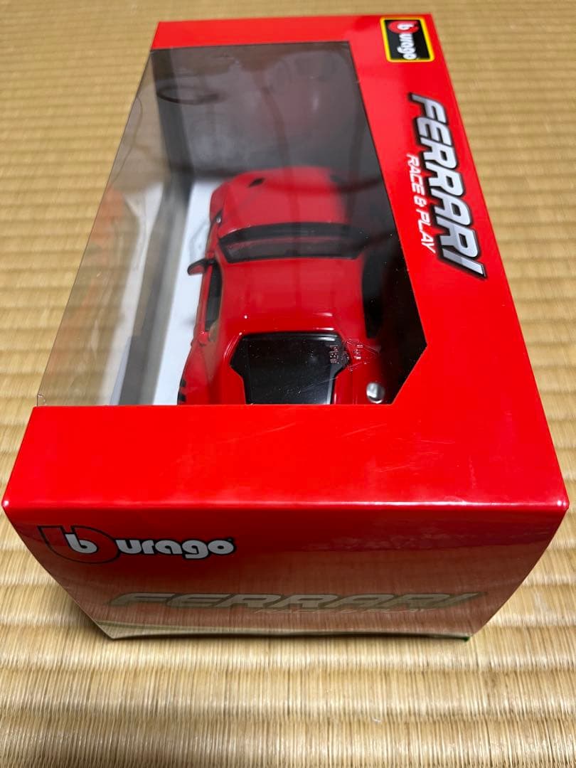 京商 フェラーリ F12tdf burago 1/24 AUTOart