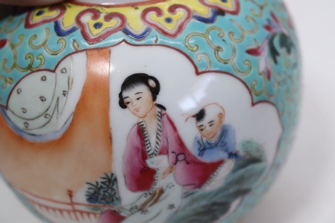 中国　1950年代　景徳鎮粉彩人物壺　送料込み0730