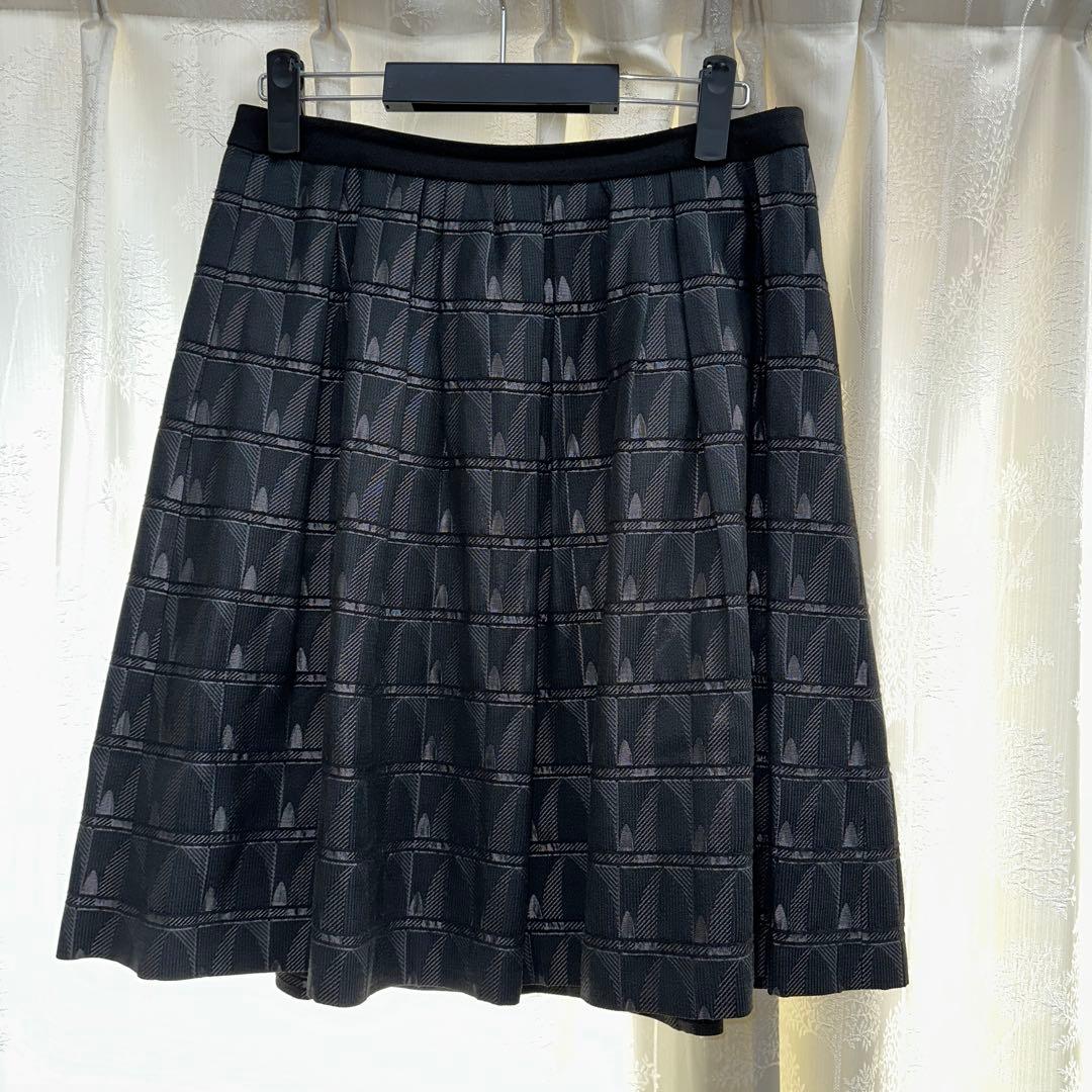 TOBEスカート4枚セット！➕マッキントッシュ1枚