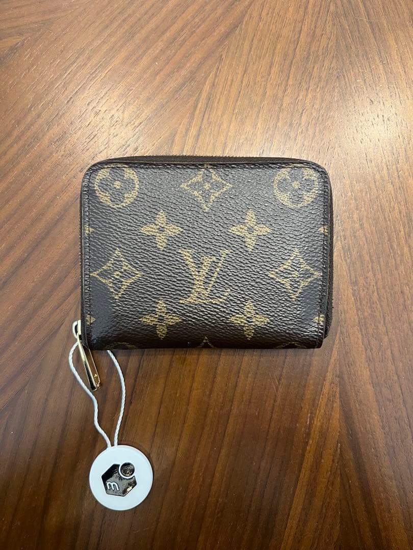 あんしん鑑定済　LOUIS VUITTON ジッピーパース