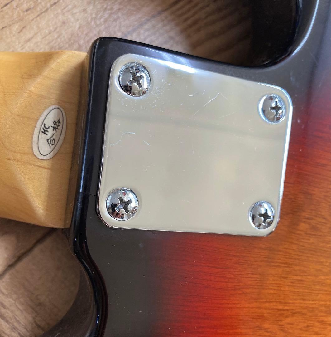 エレキベース サンバースト ギグバッグ付き