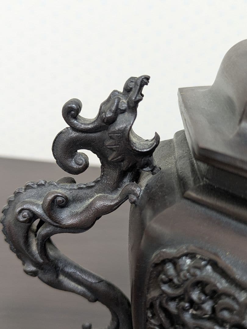 高岡製　 獅子摘蓋付昇竜双耳三足鳳凰双龍紋香炉　蝋型香炉　金工　米田秀保作