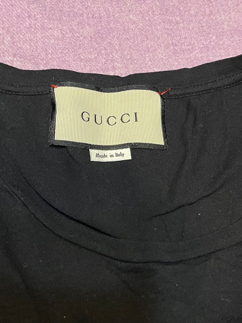 GUCCI ブラック Tシャツ