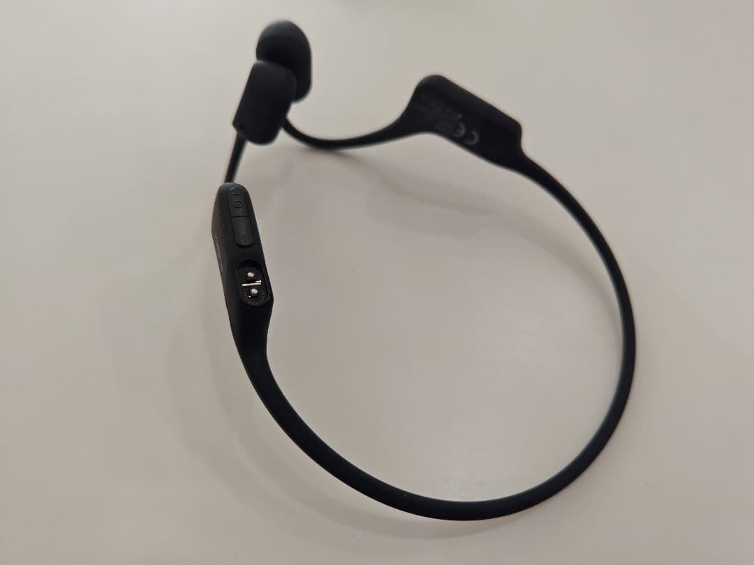 SHOKZ OPENRUN 骨伝導イヤホン