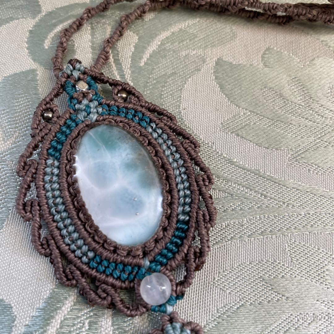 m*e様 ハンドメイド マクラメ ネックレス 天然石　ラリマー　ラブラドライト
