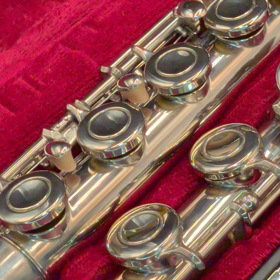 フルート　調整済美品　ヤマハ　YFL211（Eメカ仕様）