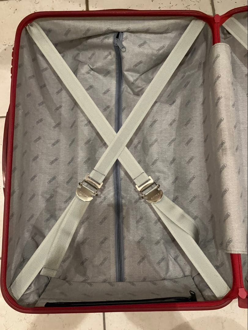 【訳あり】リモワ　サルサ　2輪　機内持込サイズ　レッド