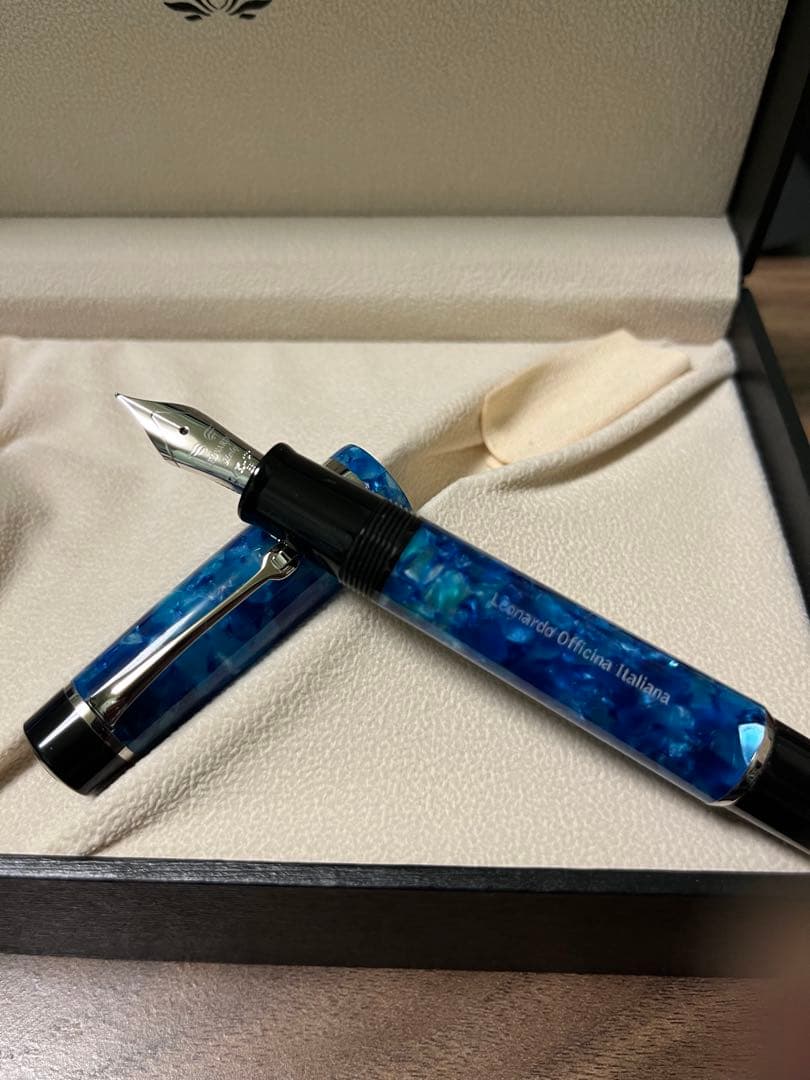 【限定】レオナルド オフィチーナ イタリアーナ フェリーチェ マリナカプリ　EF