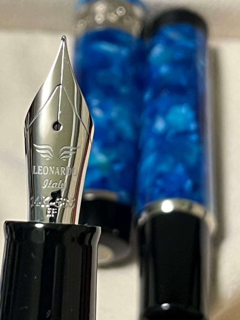 【限定】レオナルド オフィチーナ イタリアーナ フェリーチェ マリナカプリ　EF