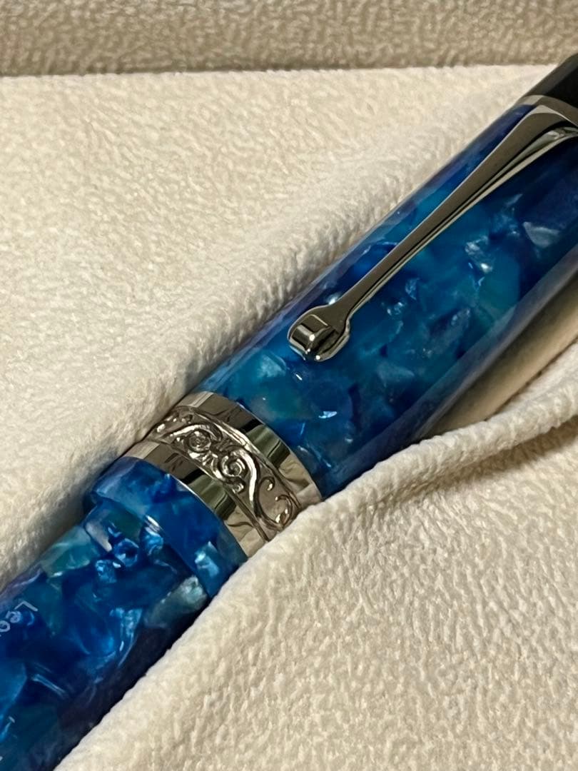 【限定】レオナルド オフィチーナ イタリアーナ フェリーチェ マリナカプリ　EF