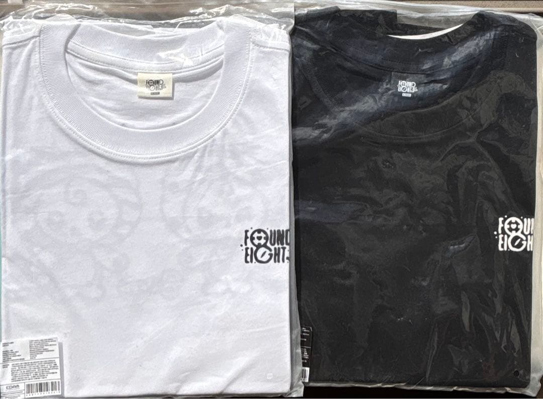 2枚　IU ポップアップグッズ　EDAM LサイズTシャツ　白黒両方　新品未使用