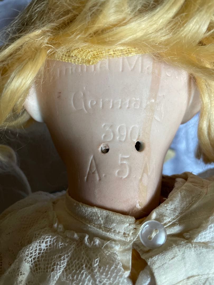 ドイツ製アンティーク　ビスクドール　アーモンドマルセル