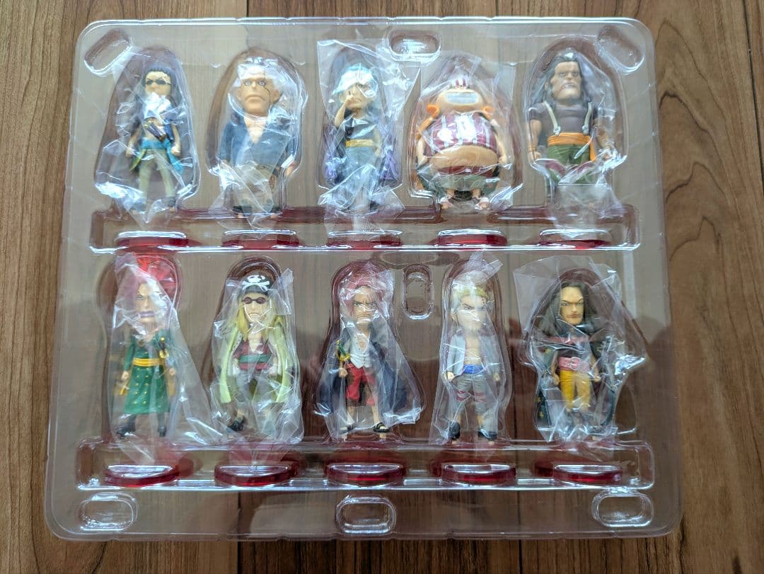 【最終価格!!】ワンピース ワーコレ プレミアム 黒ひげ海賊団 & 赤髪海賊団