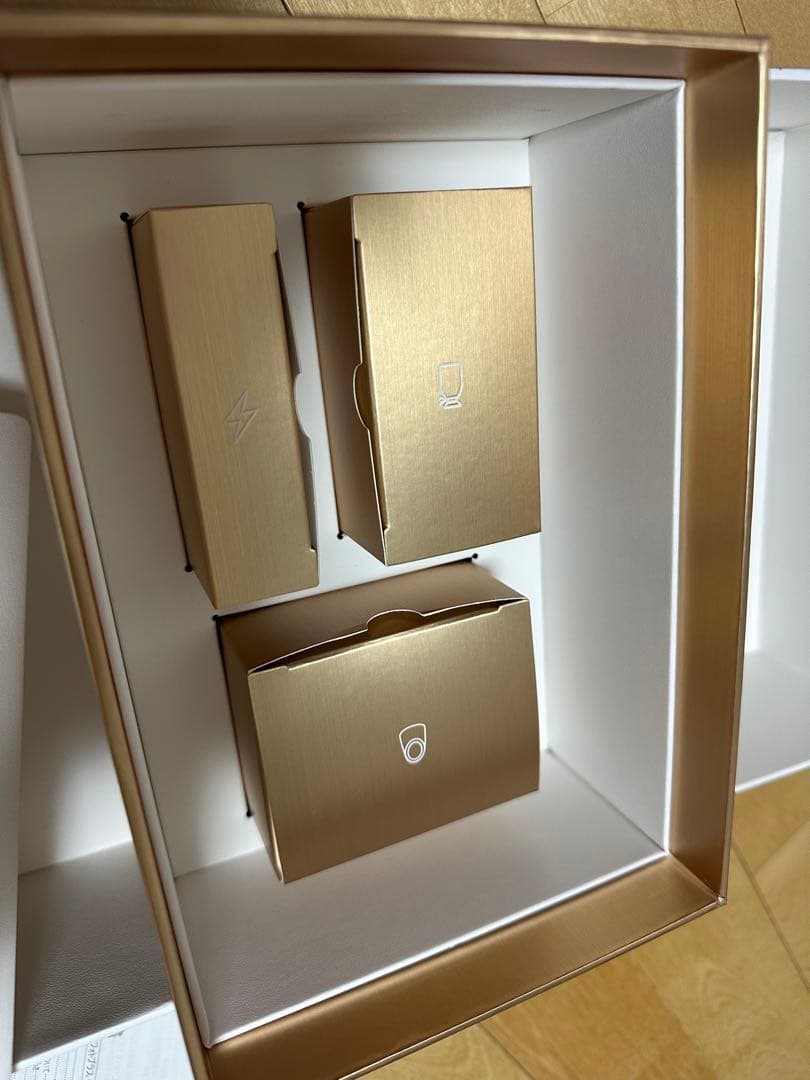 新品未使用　YA-MAN ヤーマン　フォトプラスシャイニーネオ　美顔器