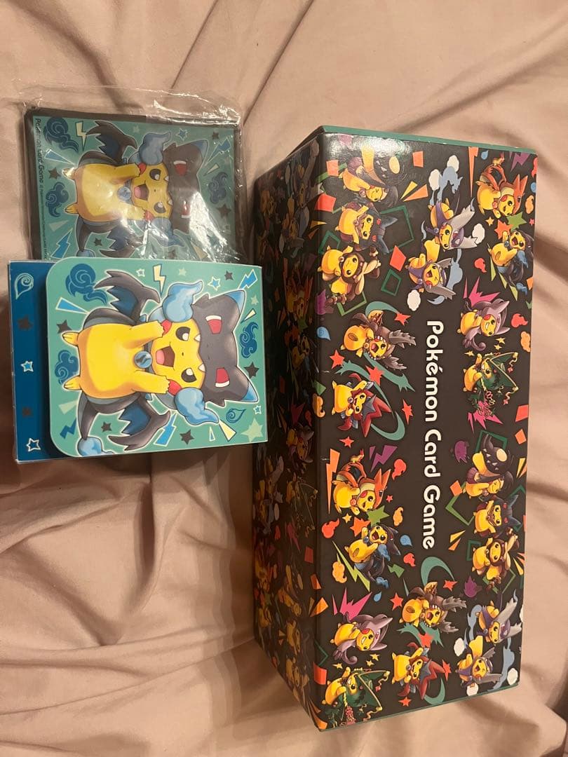 ポンチョを着たピカチュウ箱セット