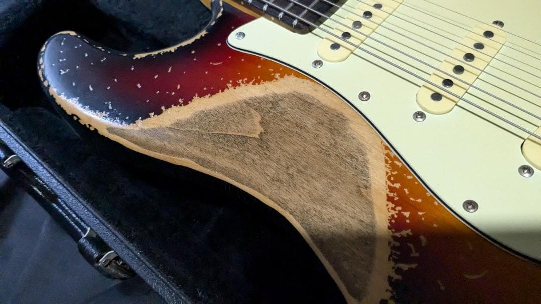 ◆ CustomElectrolic Relic SunburstStrato◆