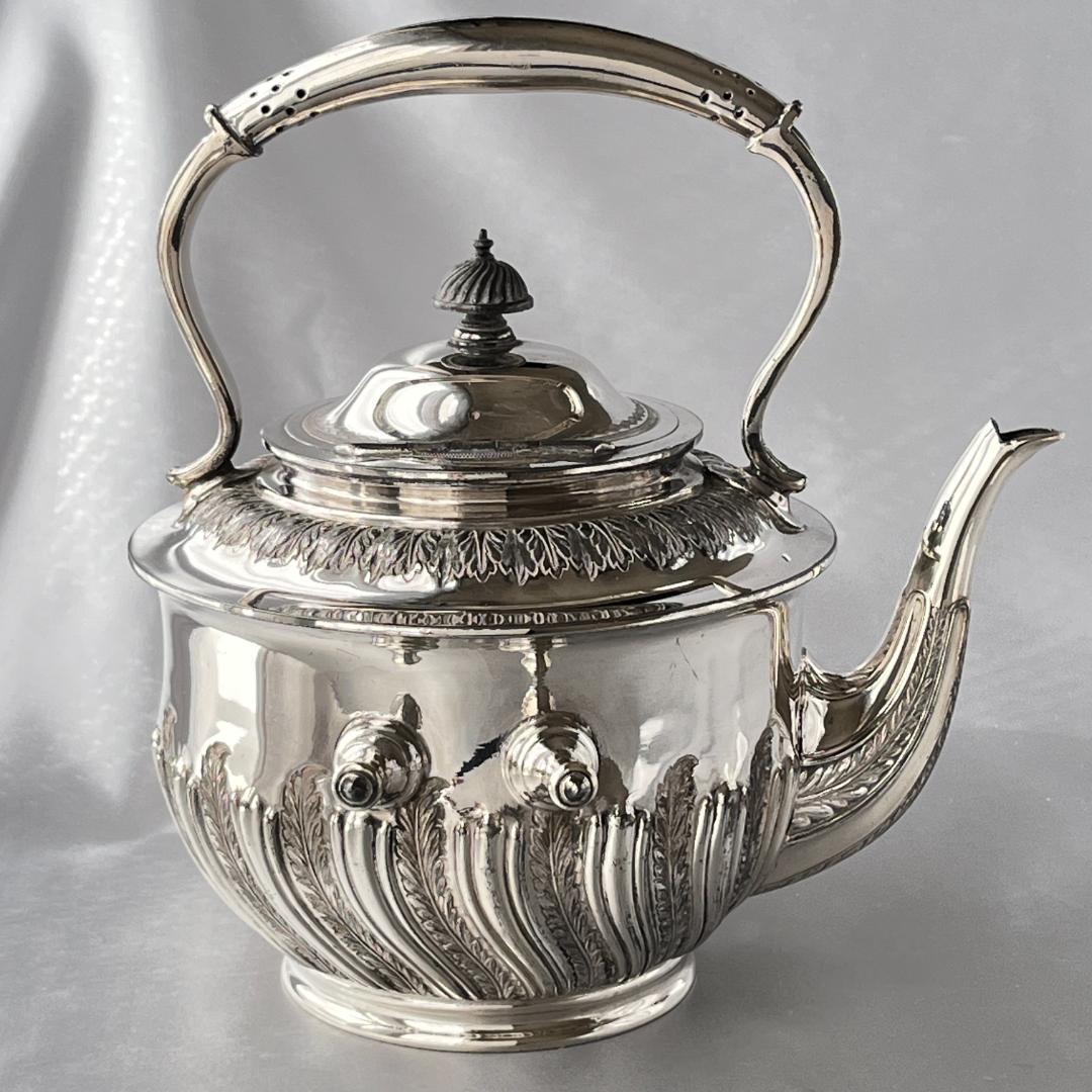 【Walker & Hall】 ビクトリアン ティーケトル バナー / スタンド